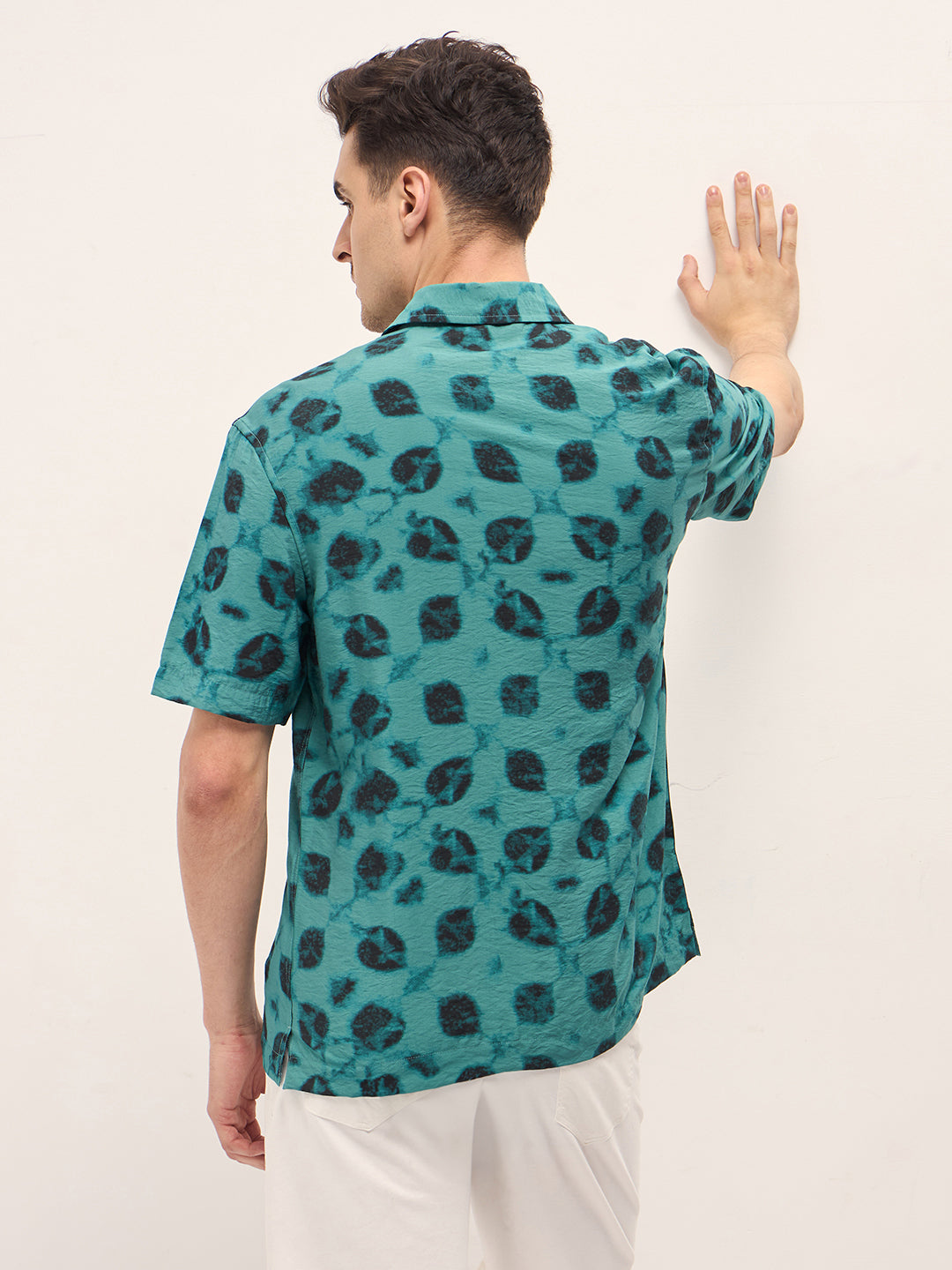 Men Blue Digital Print Relax Fit Casual Shirt