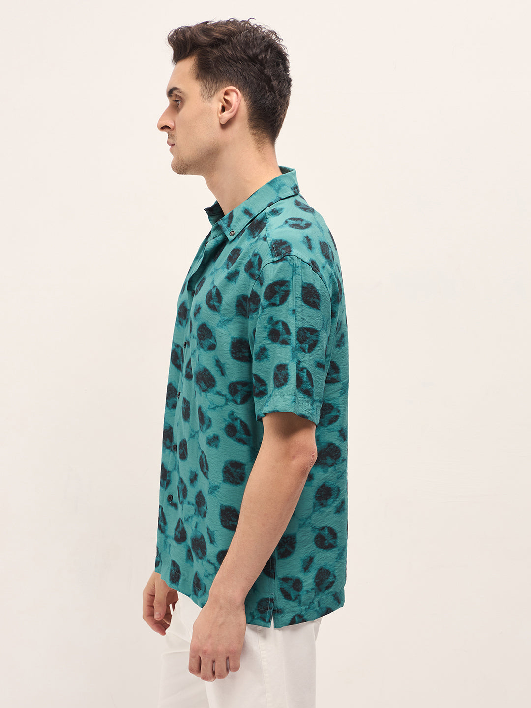 Men Blue Digital Print Relax Fit Casual Shirt