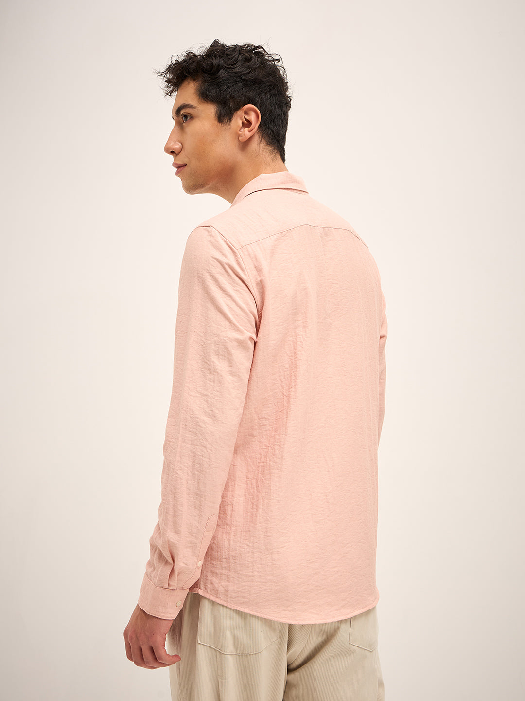 Men Peach Solid Slim Fit Casual Shirt