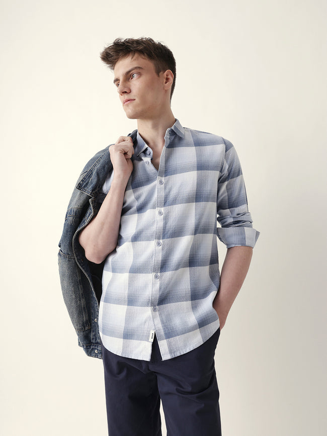 Men Casual Plaid Button-Down Shirt