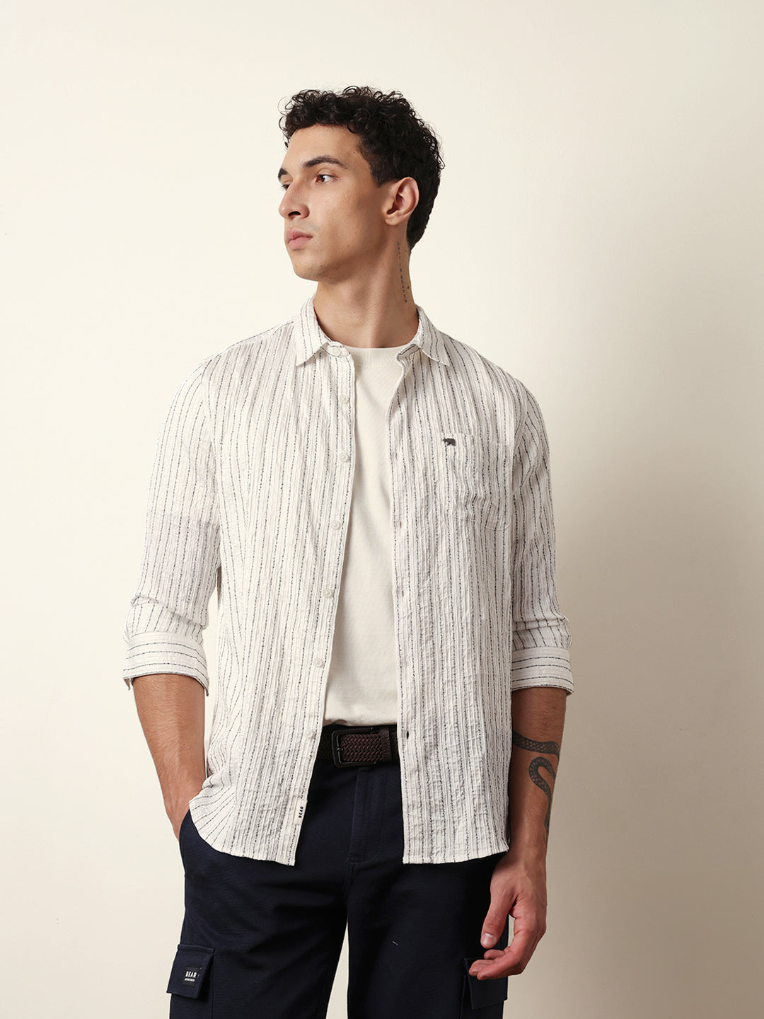 Men Modern Fit Casual Shirt