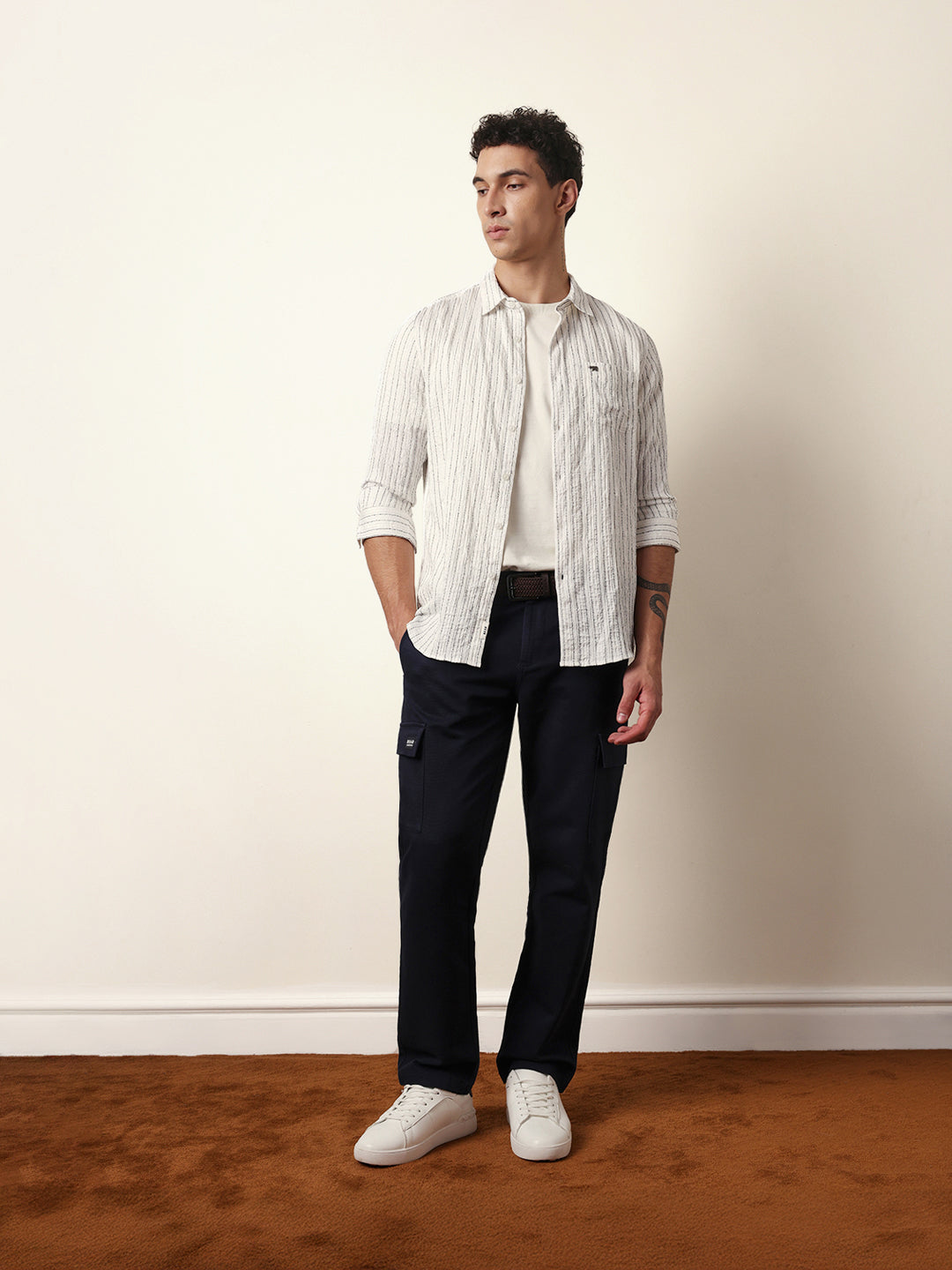 Men Modern Fit Casual Shirt