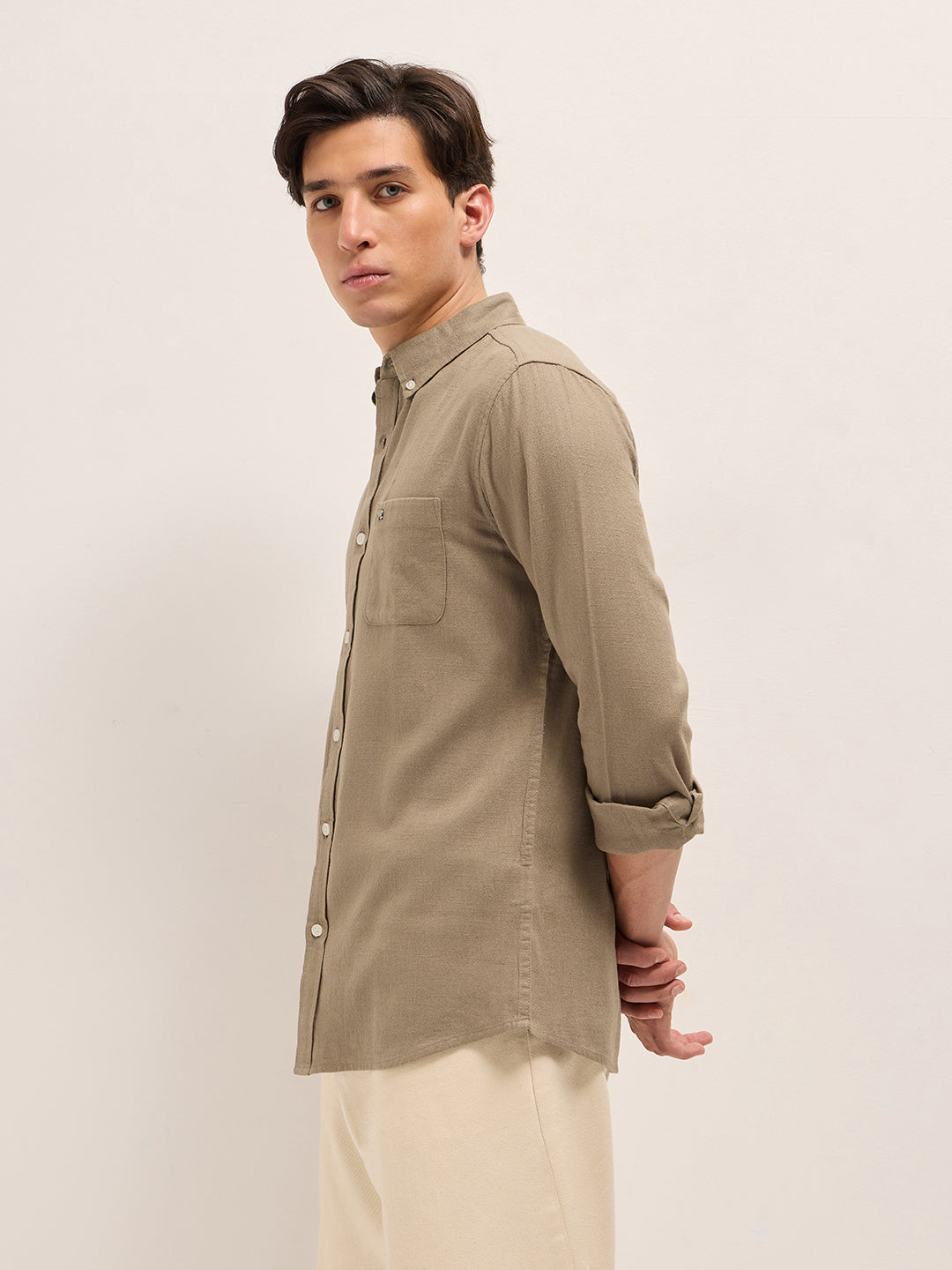 Men Beige Solid Slim Fit Cotton Casual Shirt