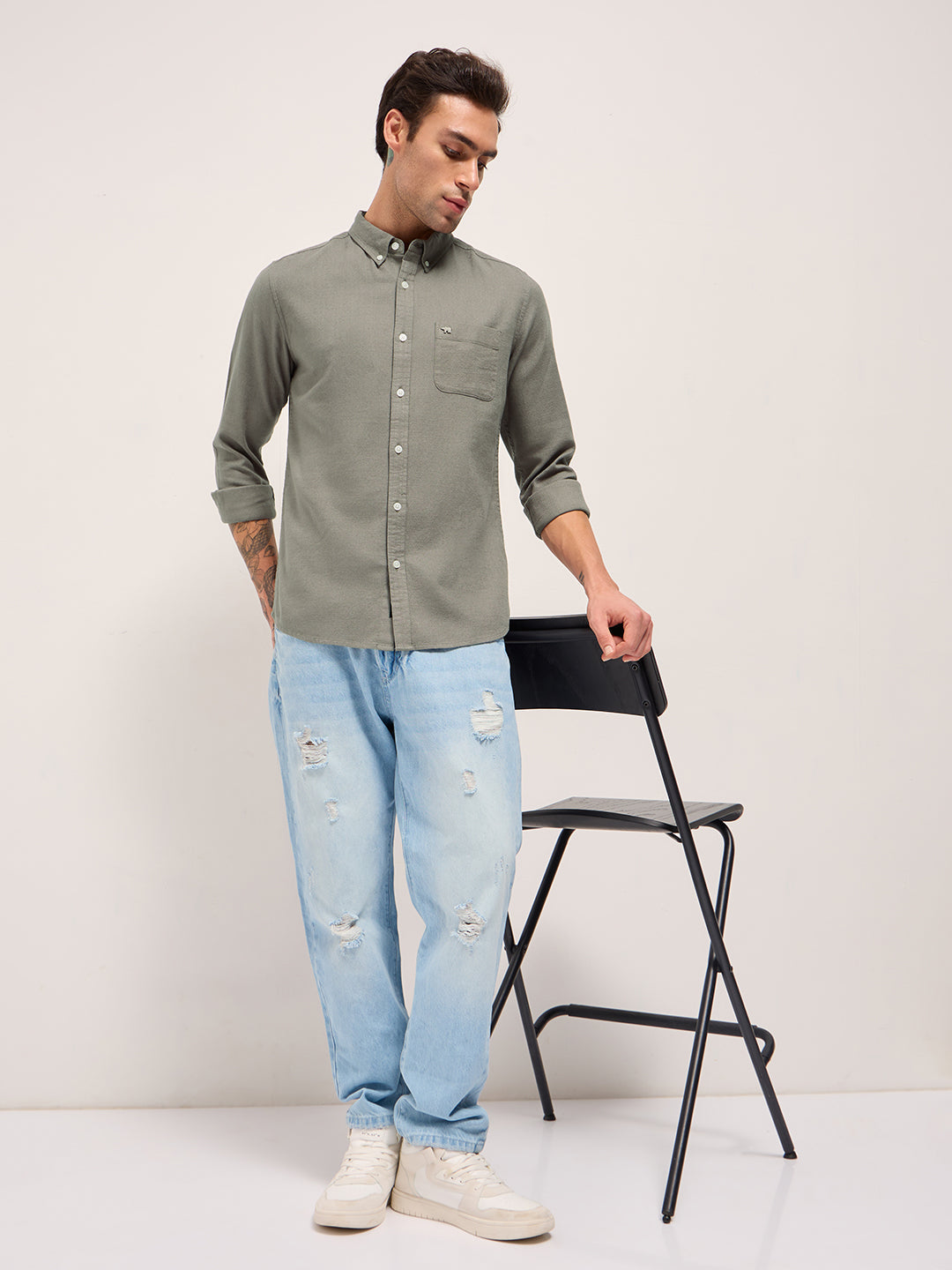 Men Green Solid Slim Fit Cotton Casual Shirt