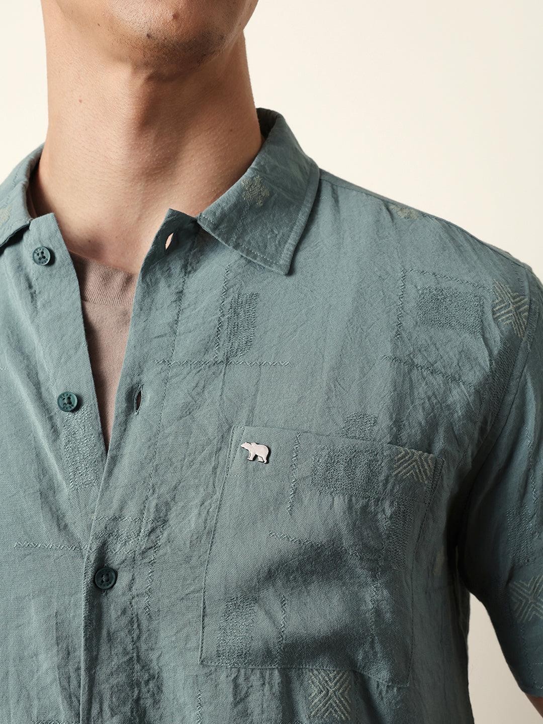 Men Modern Fit Casual Shirt