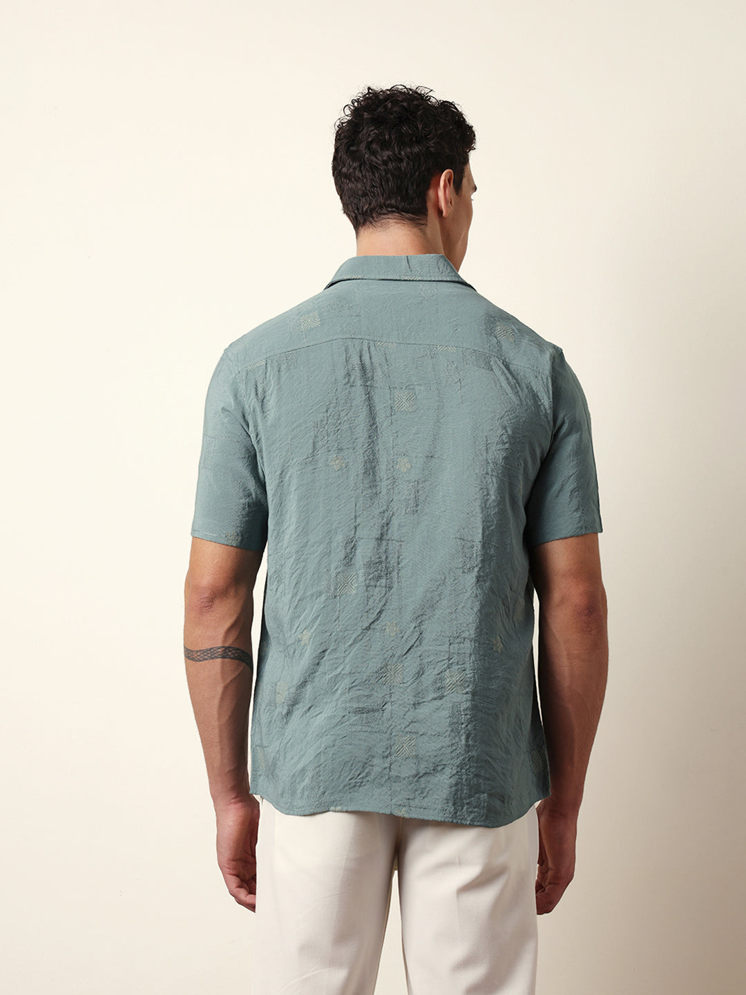 Men Modern Fit Casual Shirt