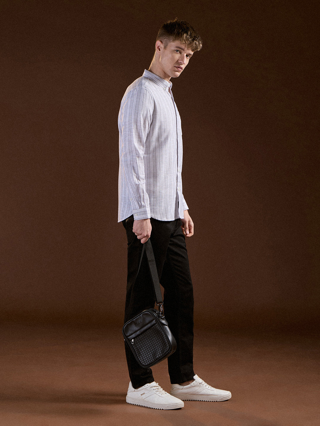 Men Grey Vertical Stripes Slim Fit Casual Shirt