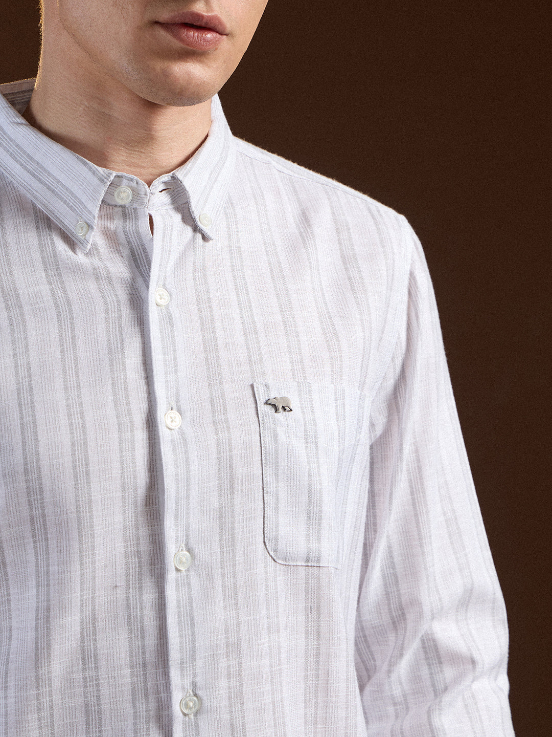 Men White Vertical Stripes Slim Fit Casual Shirt