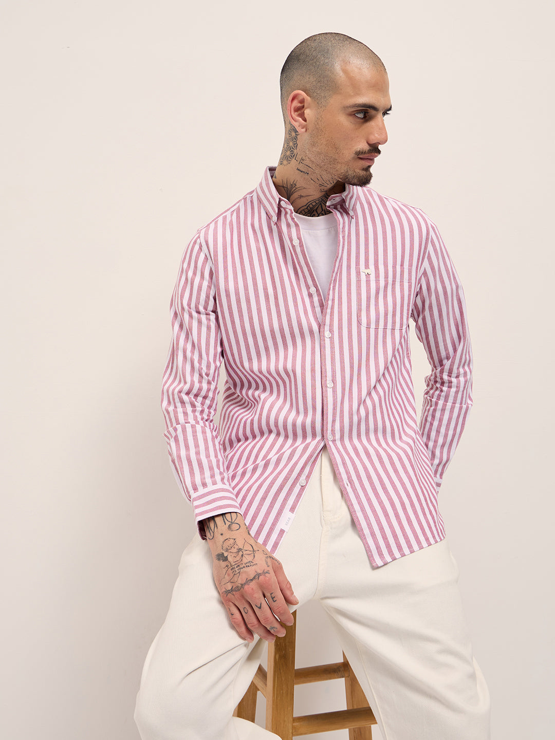 Men Red & White Vertical Stripes Slim Fit Casual Shirt