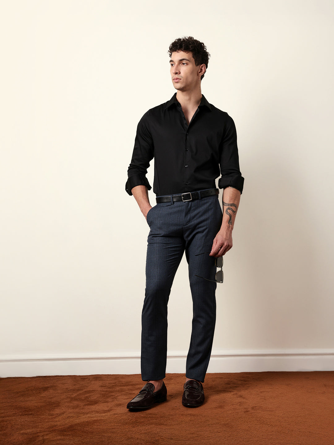 Men Solid Casual Full-Sleeve Shirt