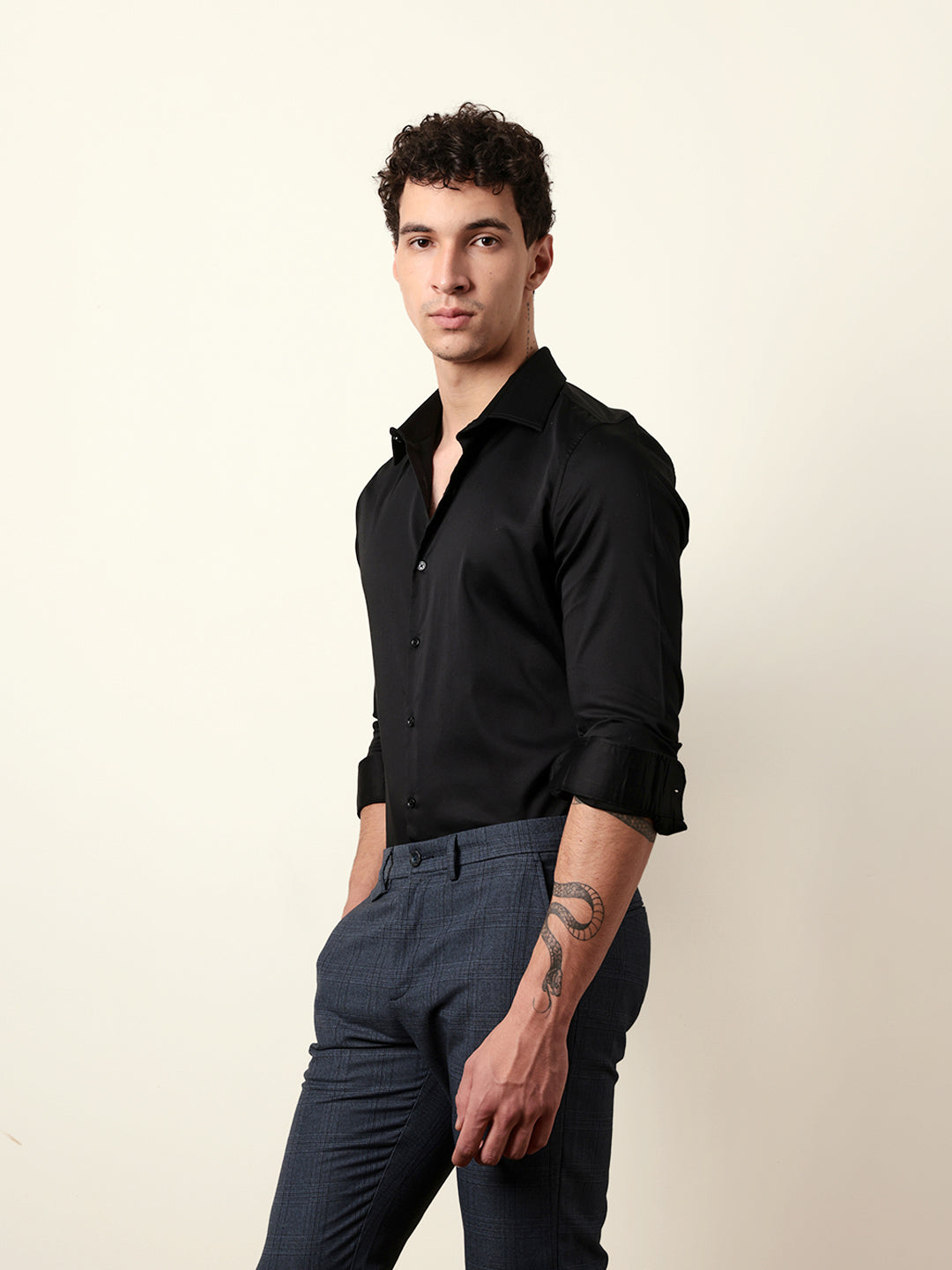 Men Solid Casual Full-Sleeve Shirt