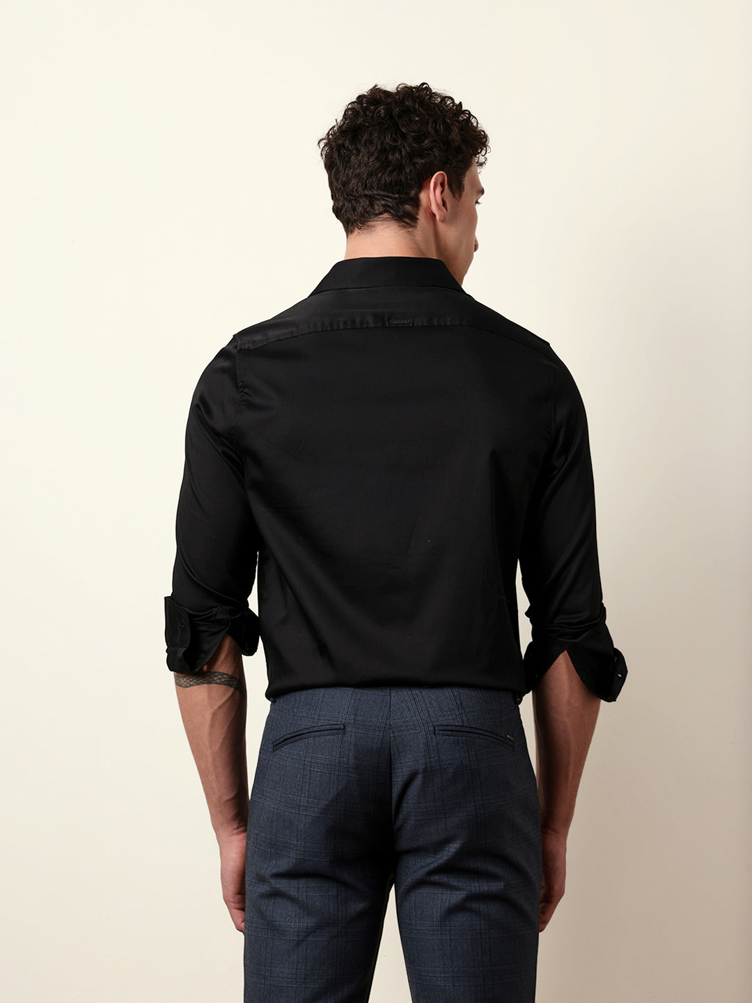 Men Solid Casual Full-Sleeve Shirt