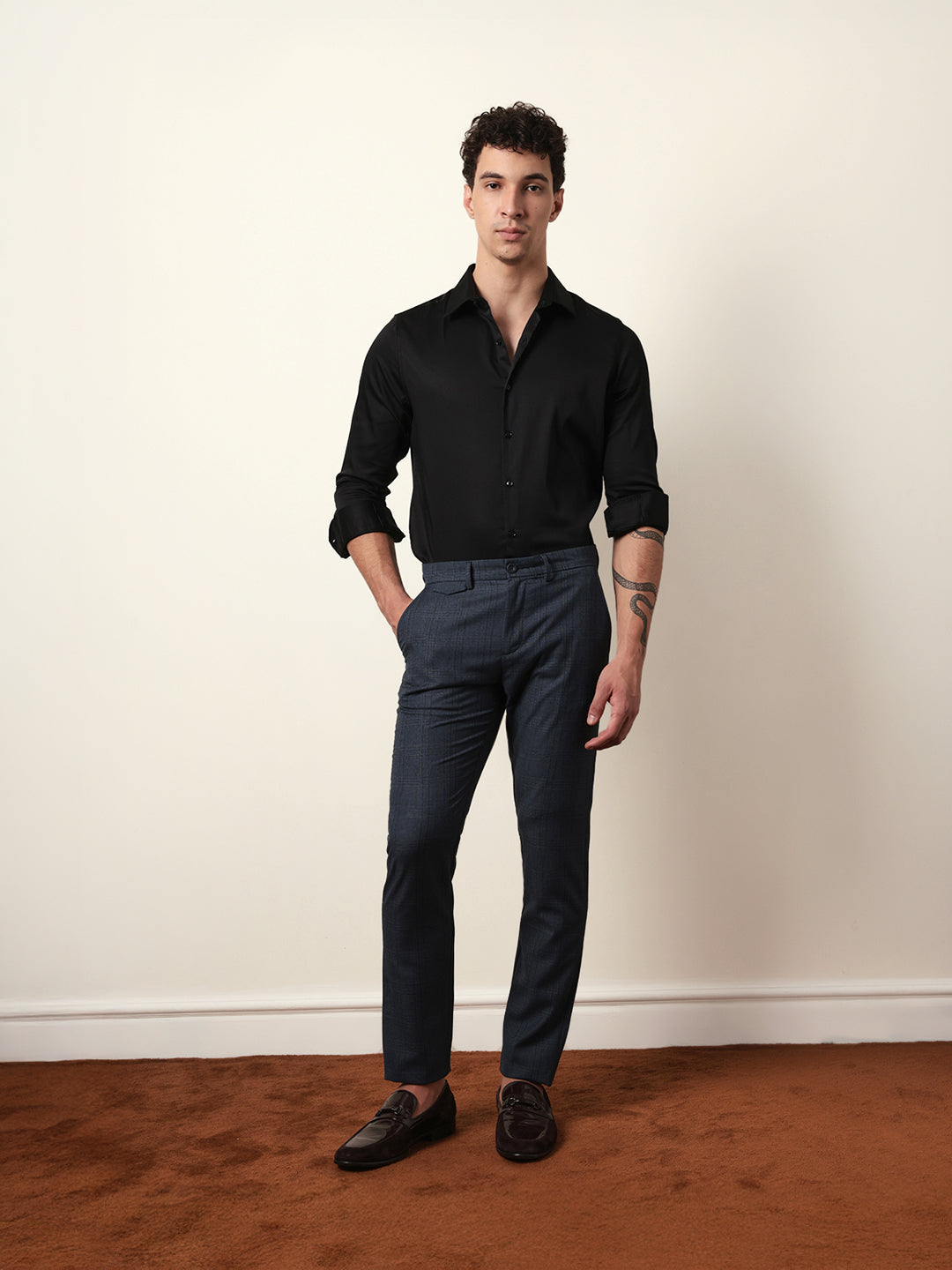 Men Solid Casual Full-Sleeve Shirt