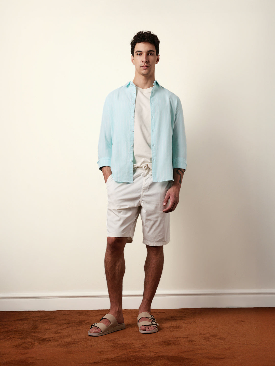 Men Checked Casual Full-Sleeve Shirt