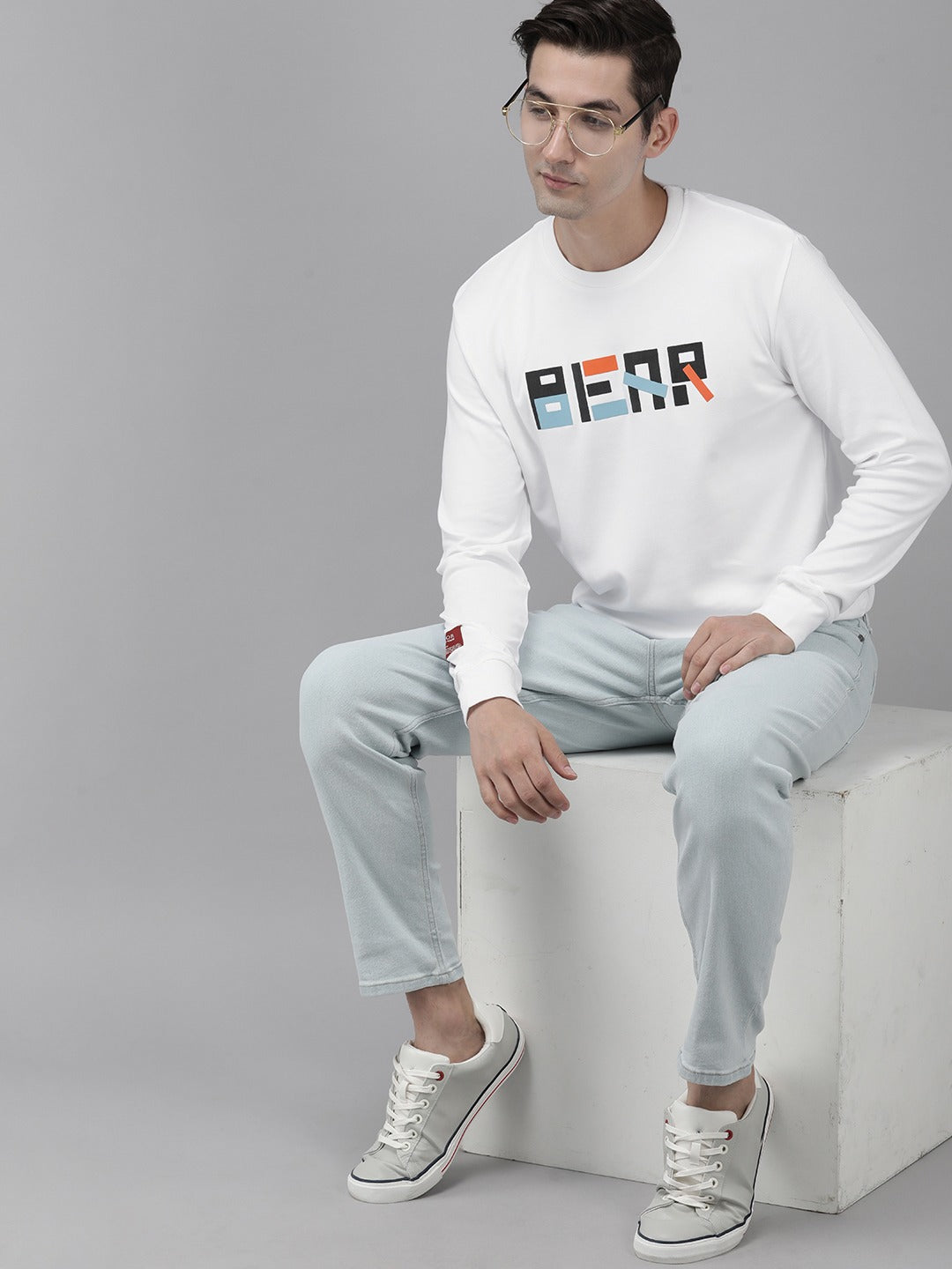 Men Ardor Edition White Slim Fit Printed Pure Cotton Sweatshirt