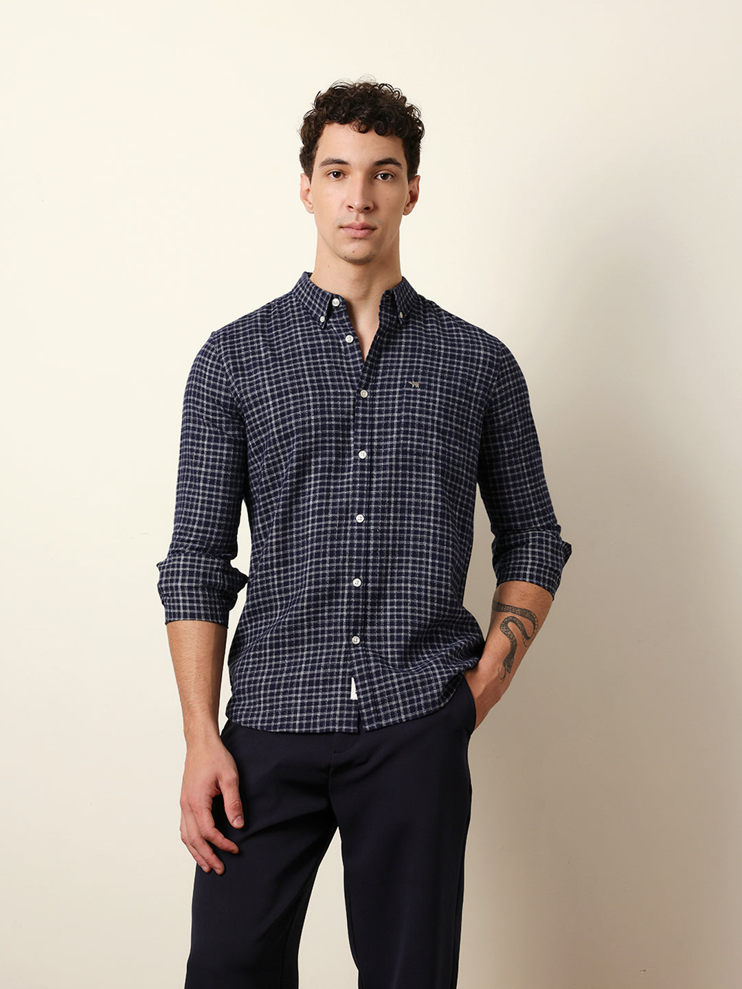 Men Checked Casual Full-Sleeve Shirt