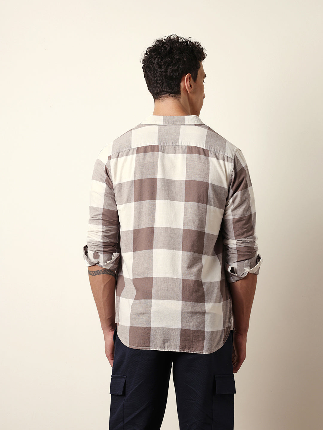 Men Modern Fit Casual Shirt