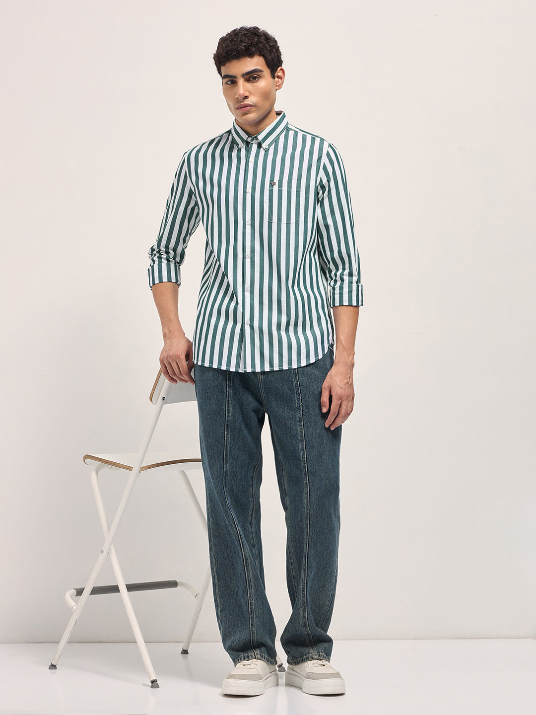 Men Green & White Striped Slim Fit Cotton Casual Shirt