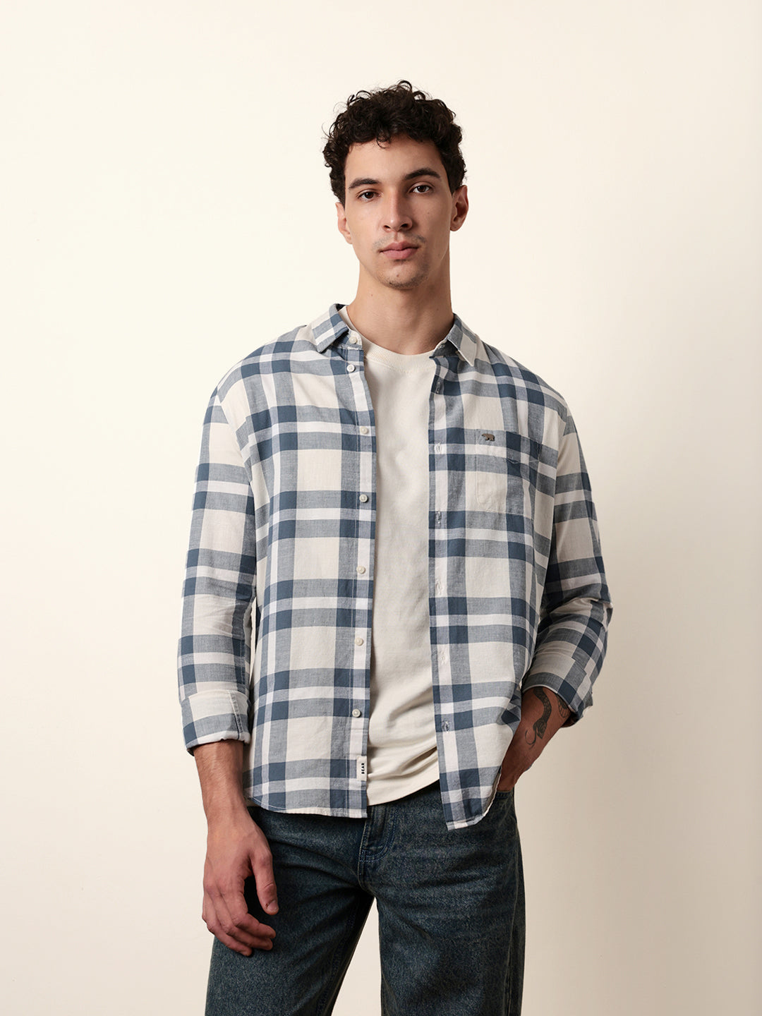 Men Checked Casual Full-Sleeve Shirt