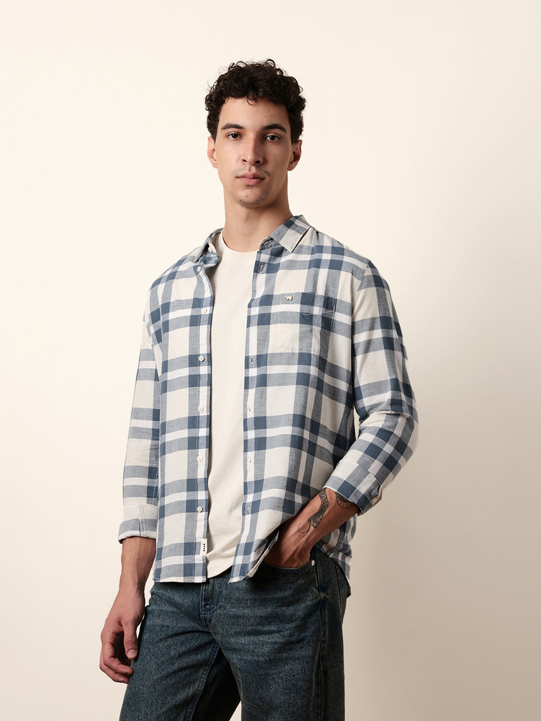 Men Checked Casual Full-Sleeve Shirt