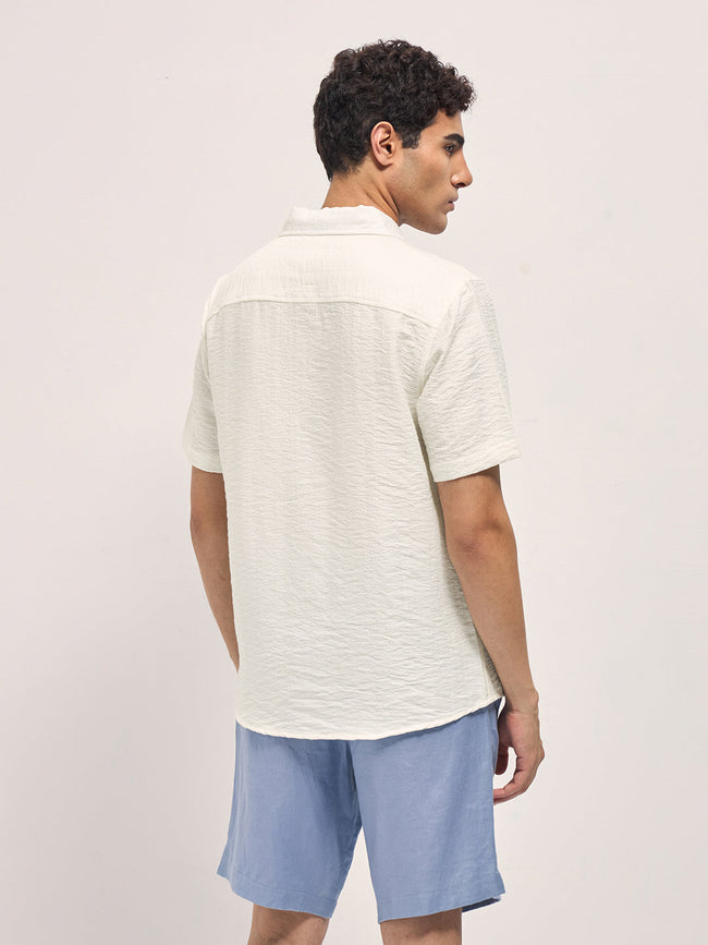 Men White Crinkled Textured Regular Fit Half-Sleeve Casual Shirt