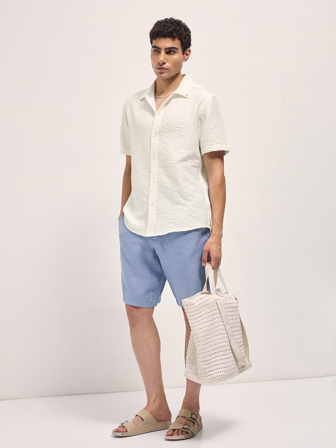Men White Crinkled Textured Regular Fit Half-Sleeve Casual Shirt