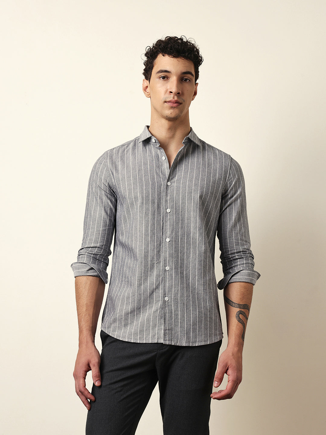 Men Modern Fit Casual Shirt