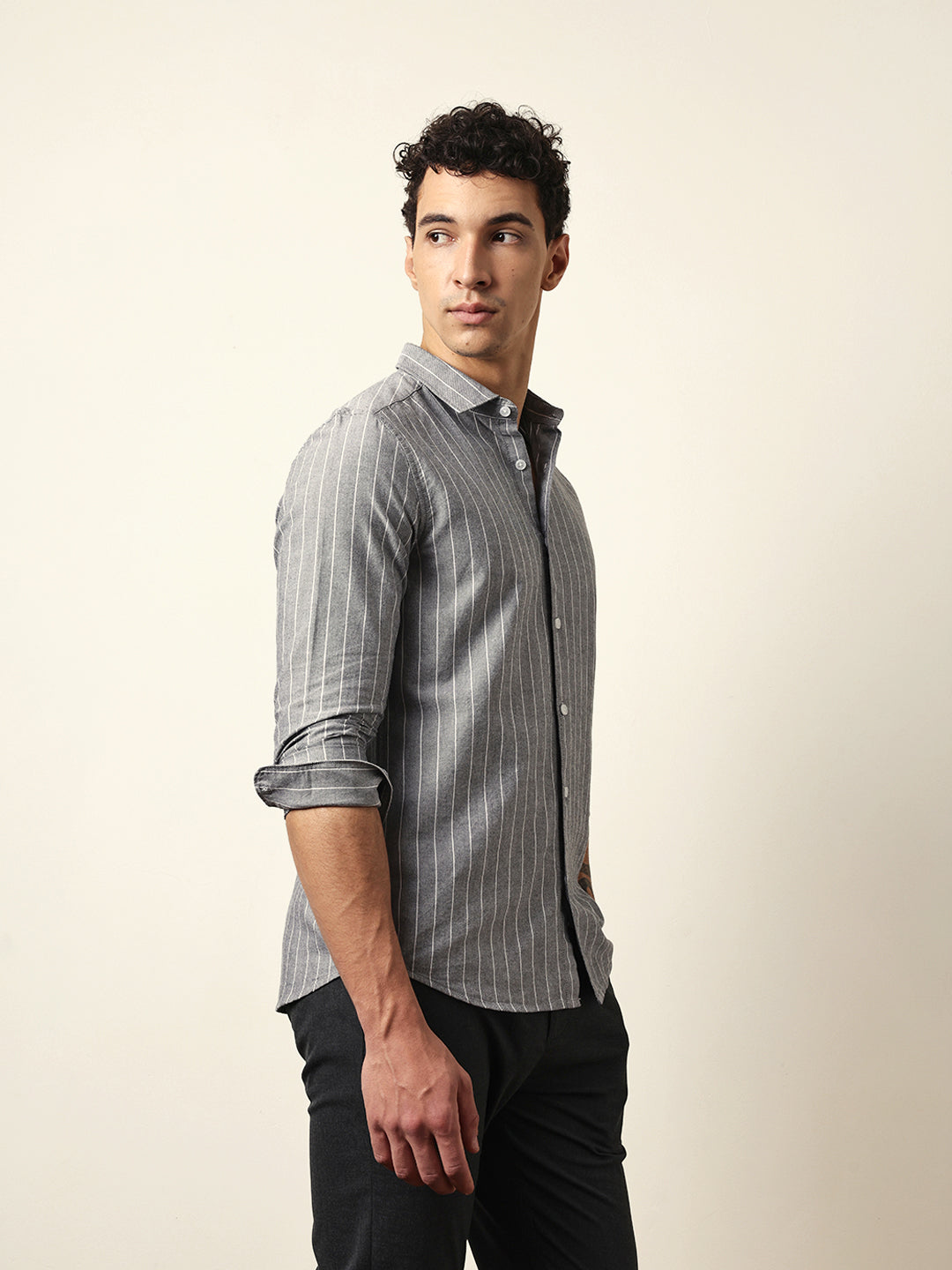 Men Modern Fit Casual Shirt