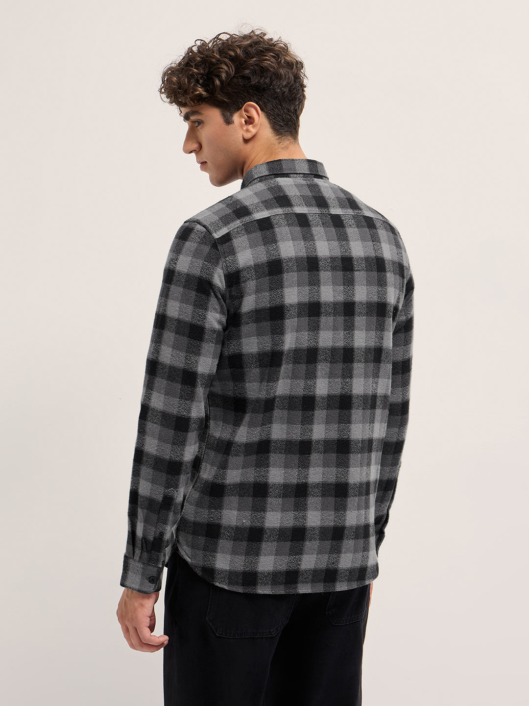 Men Grey and Black Flannel Check Slim Fit Casual Shirt