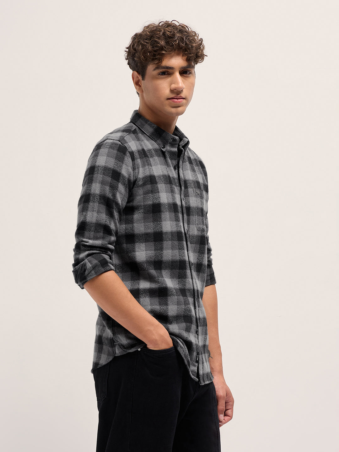 Men Grey and Black Flannel Check Slim Fit Casual Shirt