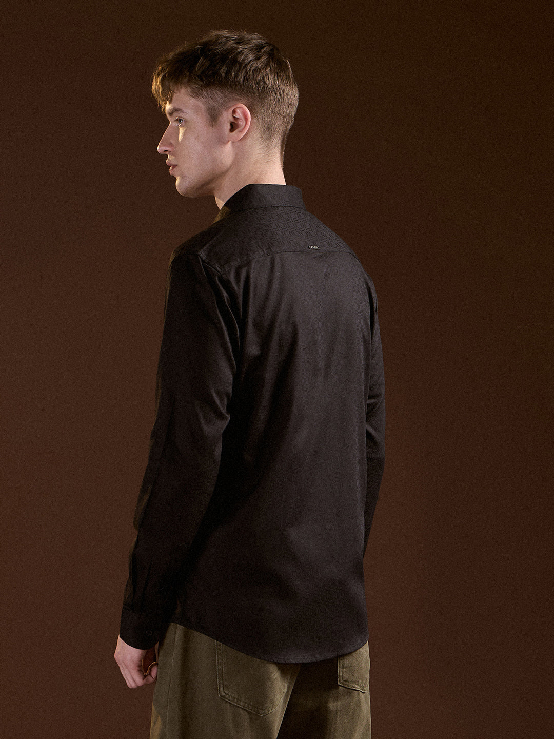 Men Black Geometric Textured Slim Fit Casual Shirt