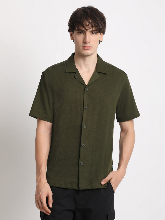 Men  Green Solid Regular Fit Casual Shirt