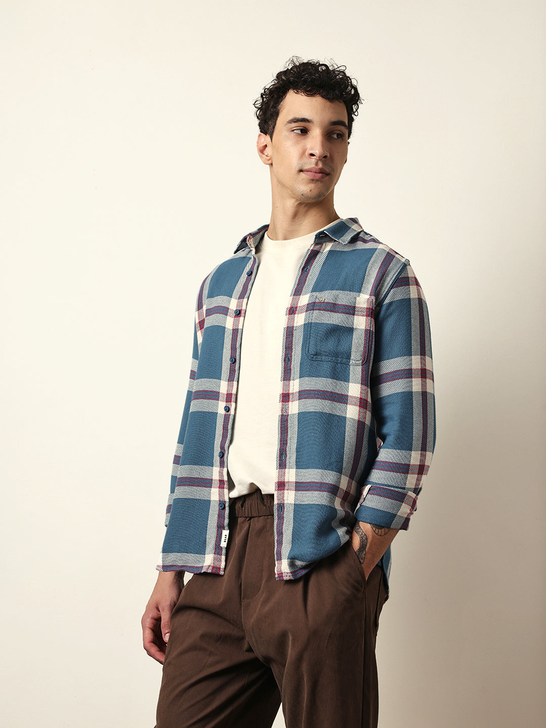 Men Modern Fit Casual Shirt