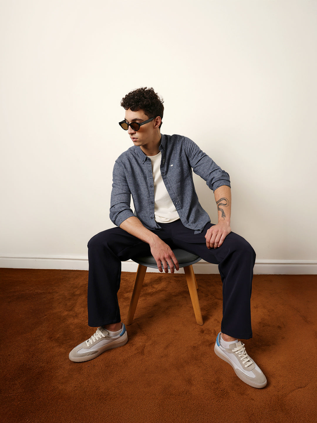 Men Solid Casual Full-Sleeve Shirt