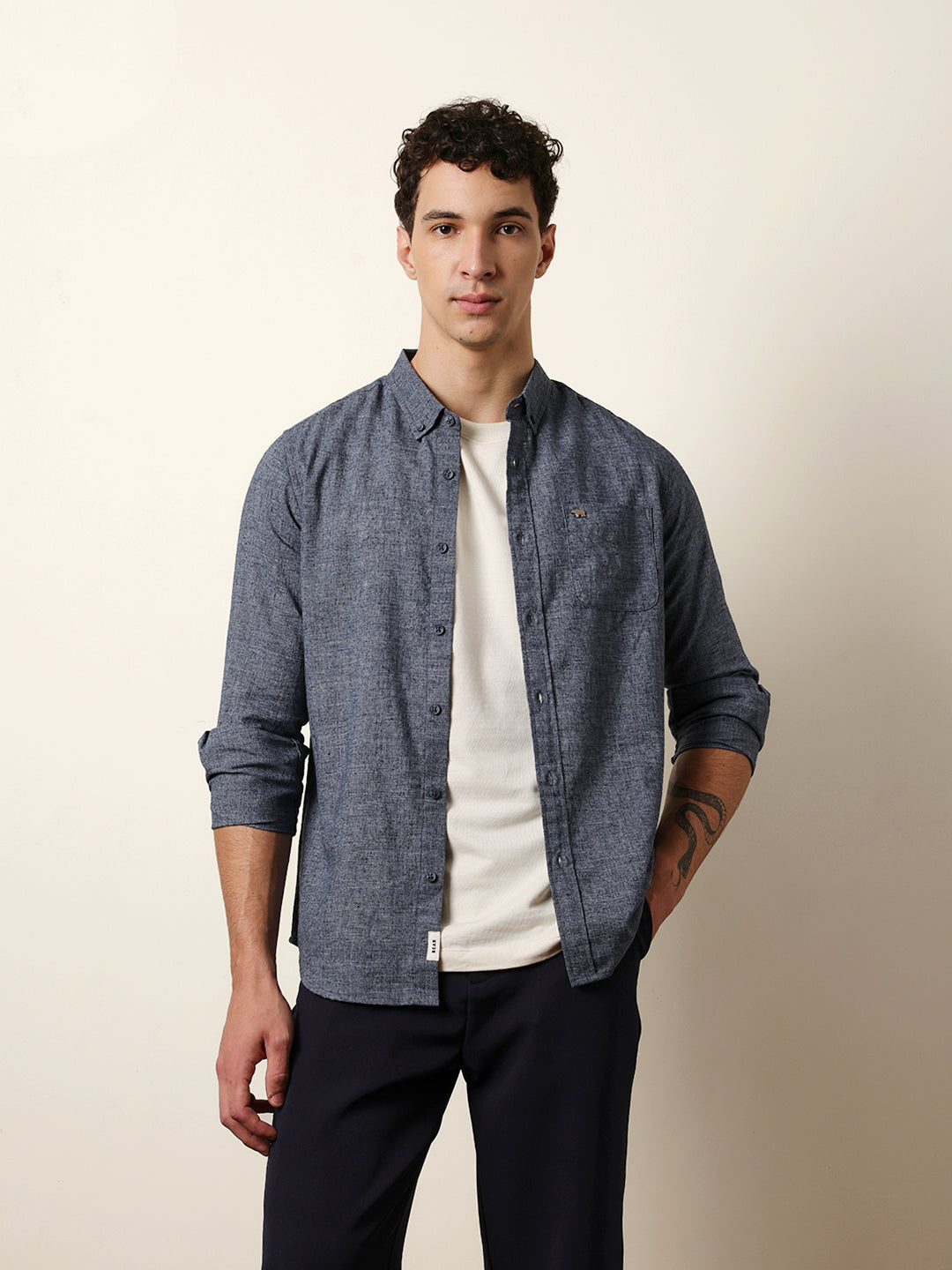 Men Solid Casual Full-Sleeve Shirt