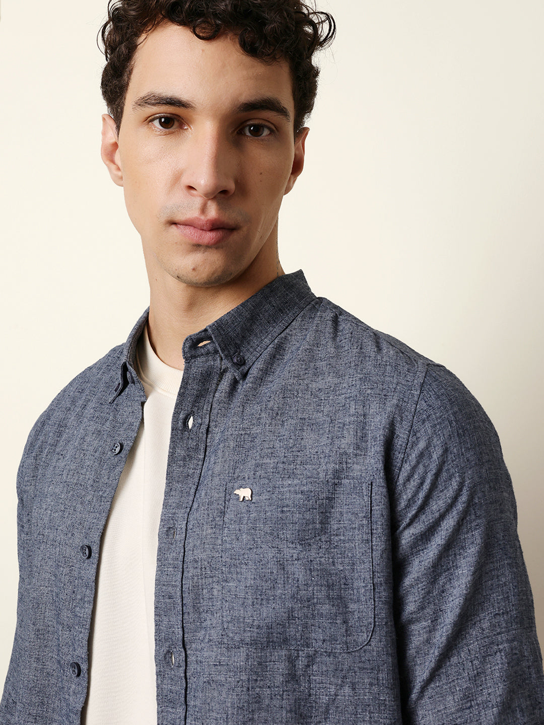 Men Solid Casual Full-Sleeve Shirt