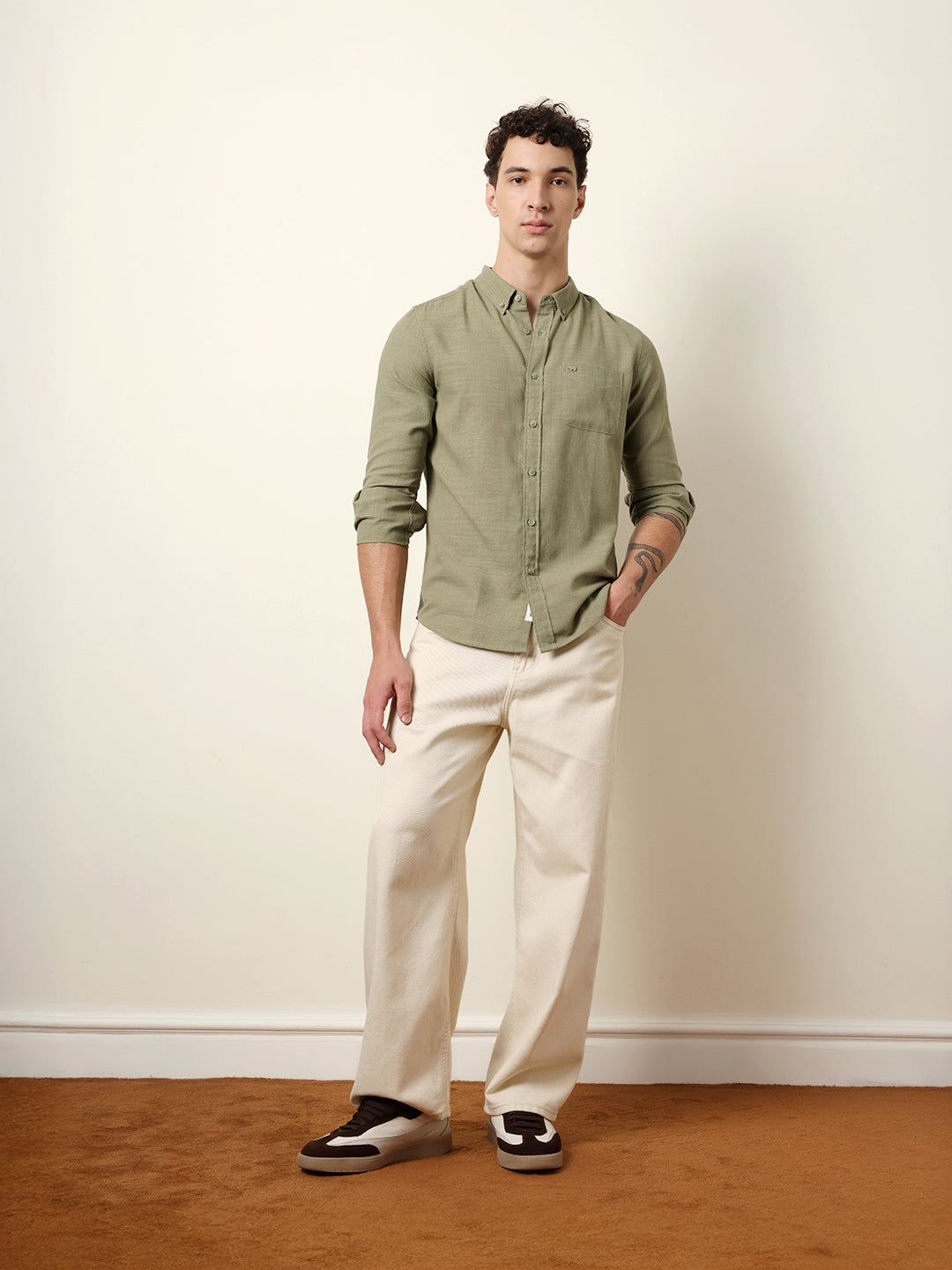 Men Solid Casual Full-Sleeve Shirt