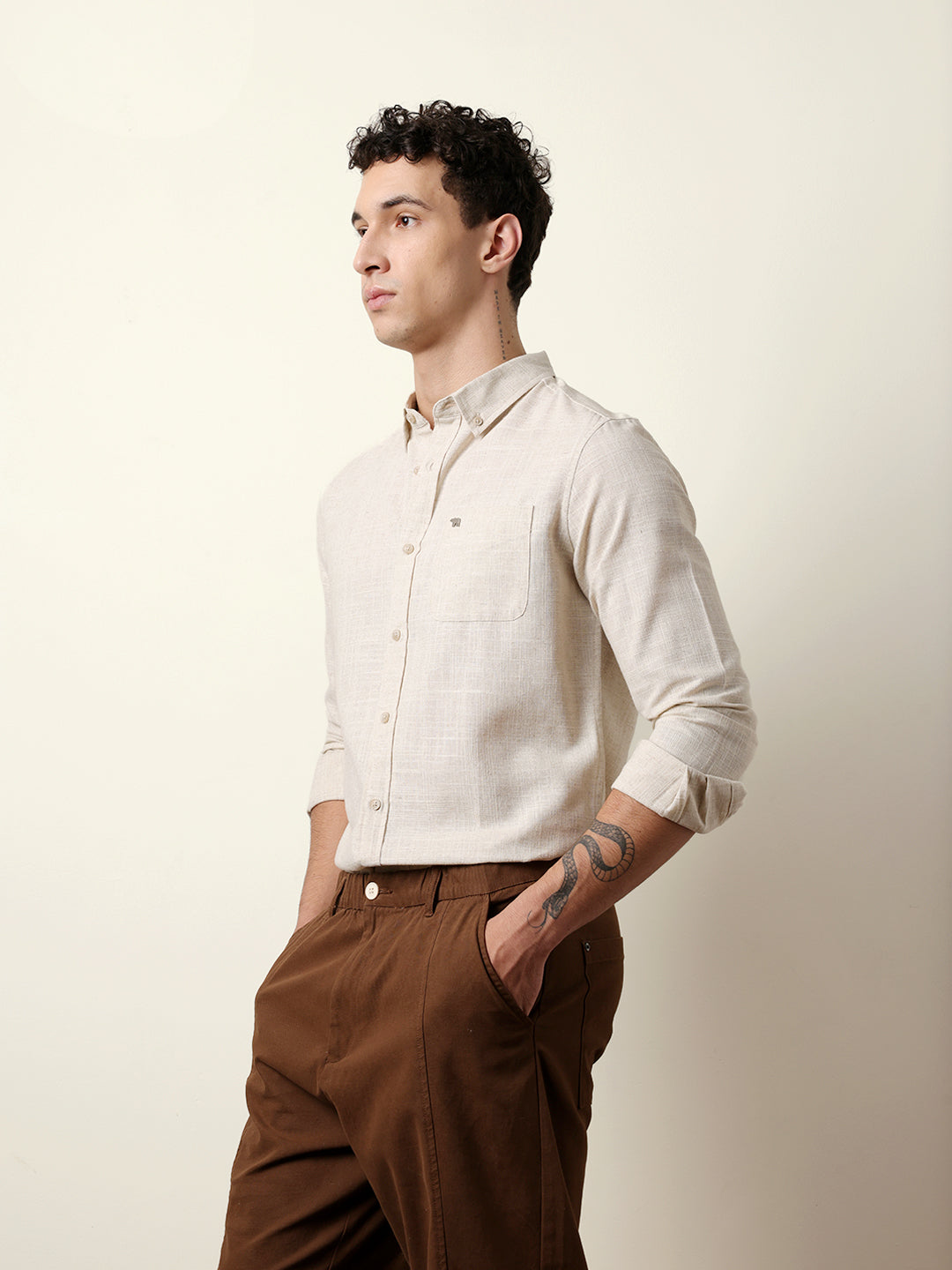 Men Solid Casual Full-Sleeve Shirt