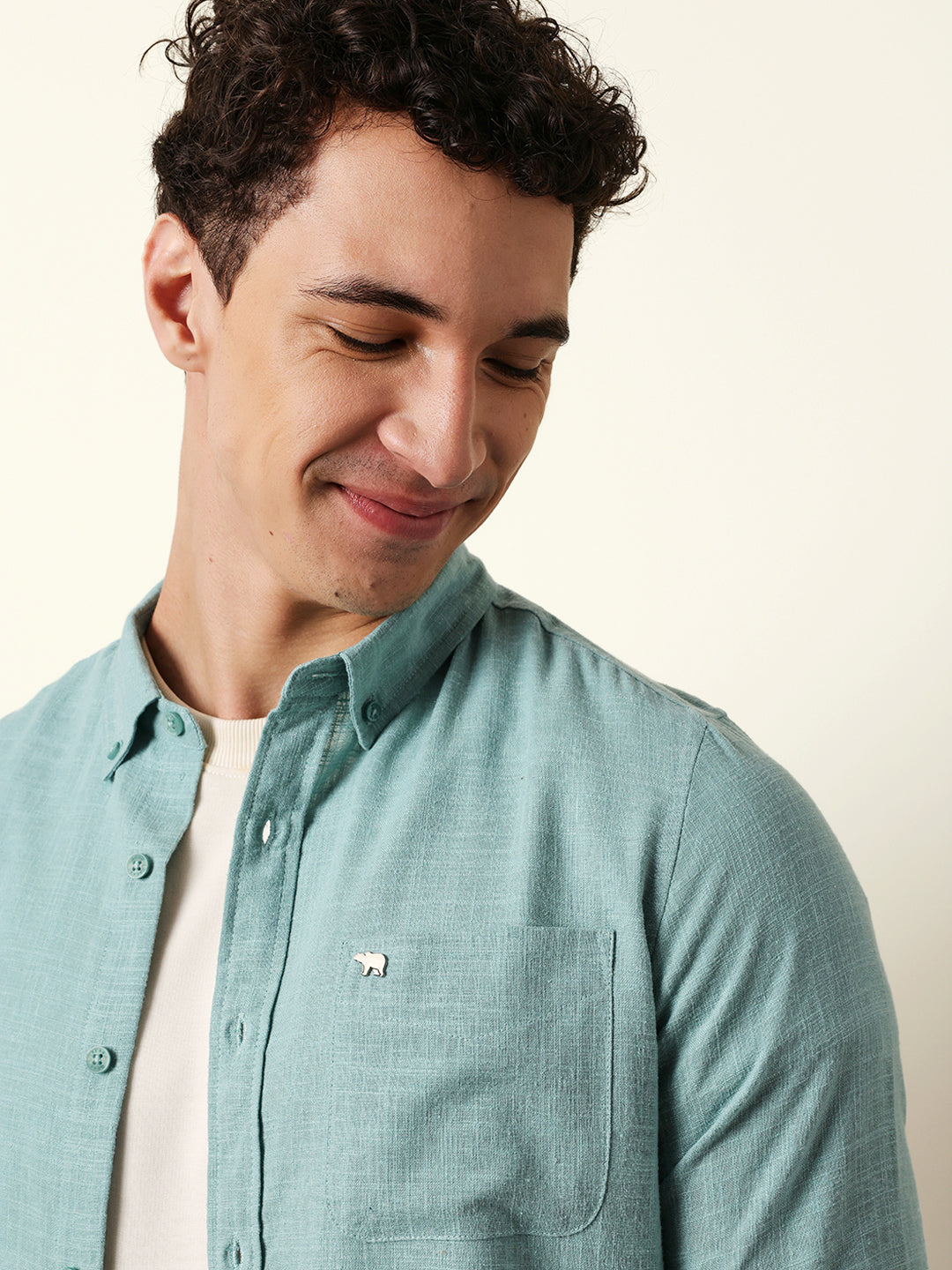 Men Solid Casual Full-Sleeve Shirt