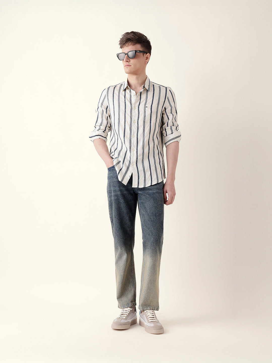Men Casual Vertical Stripe Shirt