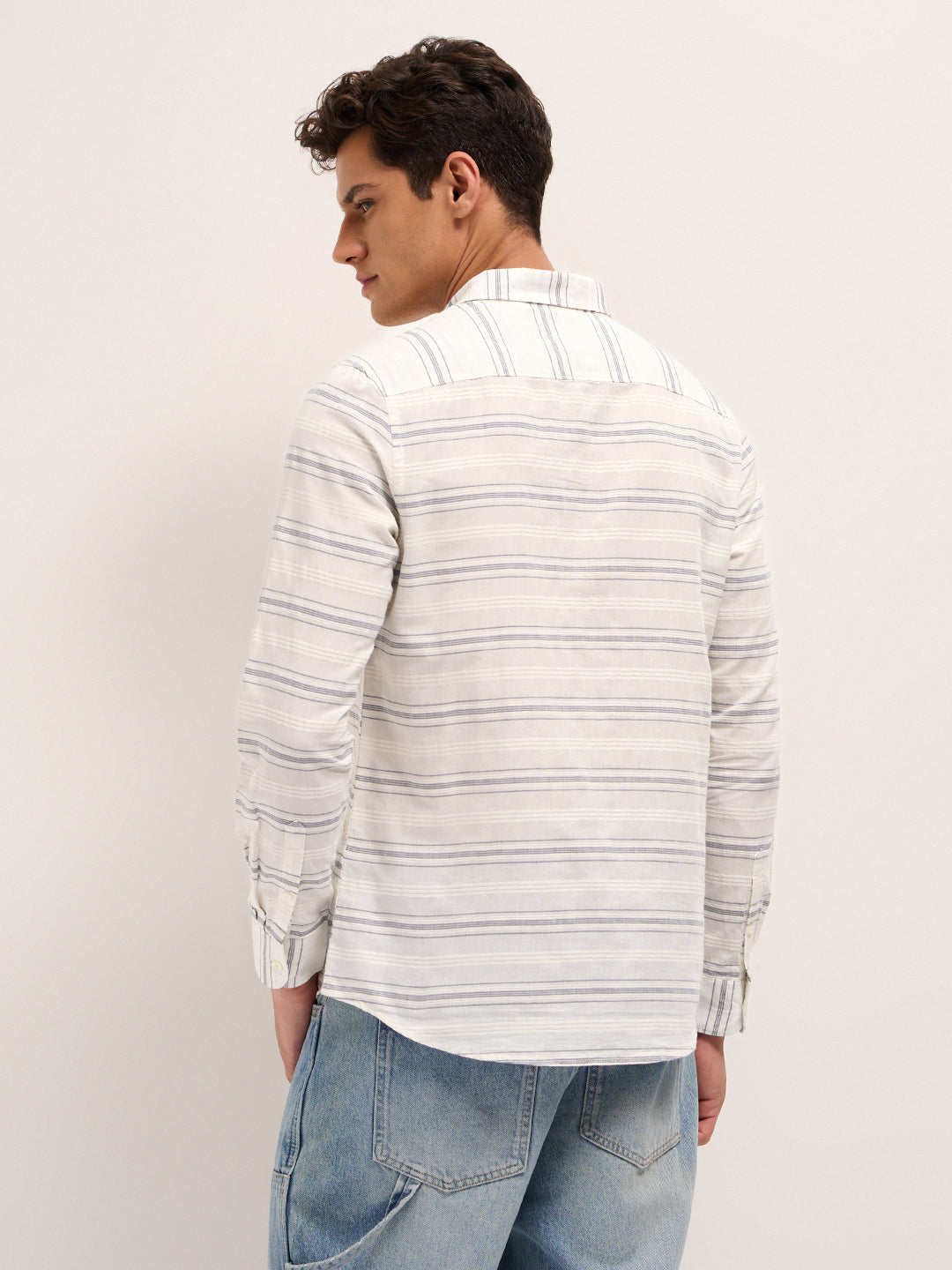 Men Pure Cotton Woven Striped Casual Shirt