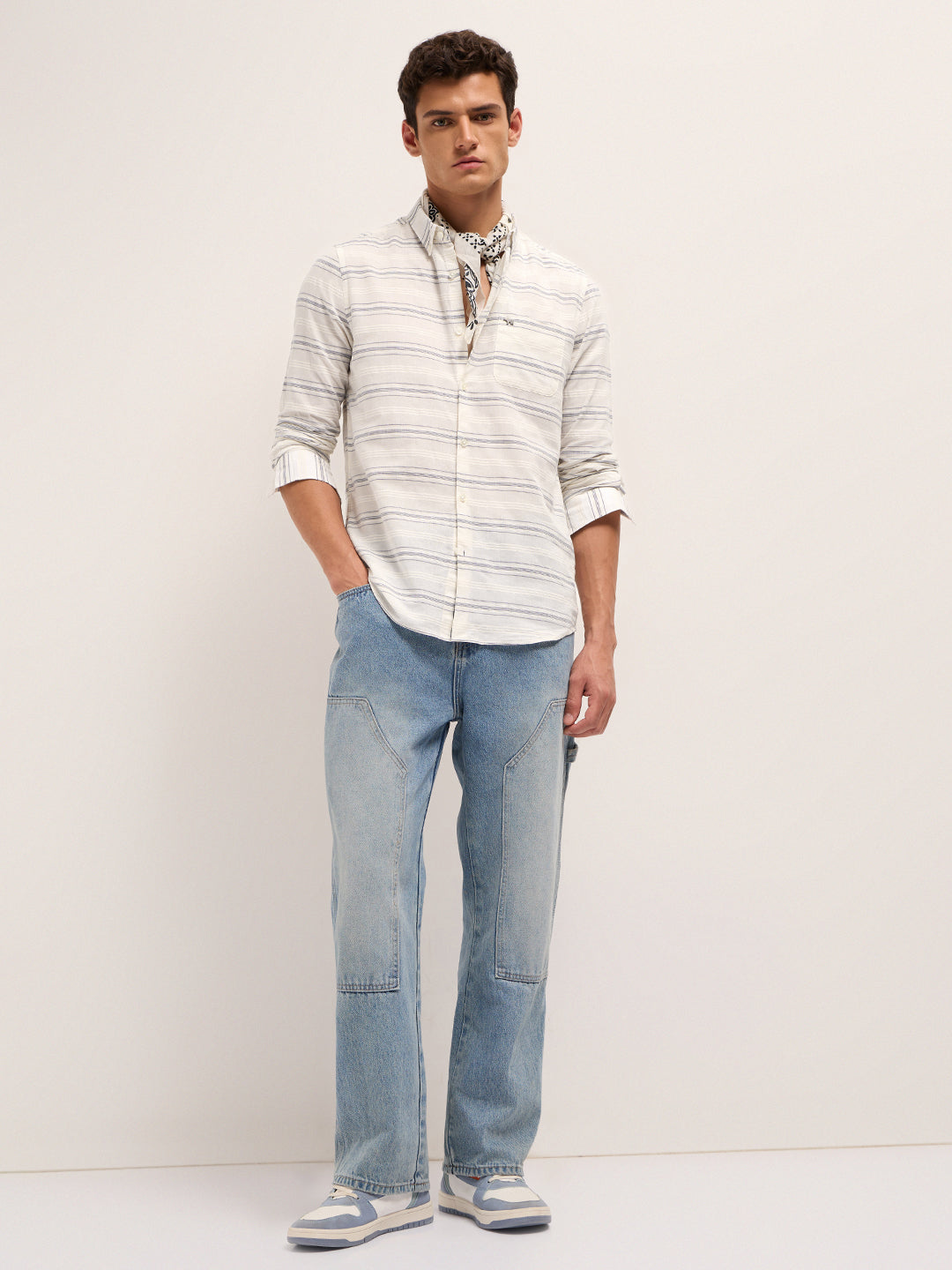 Men Pure Cotton Woven Striped Casual Shirt