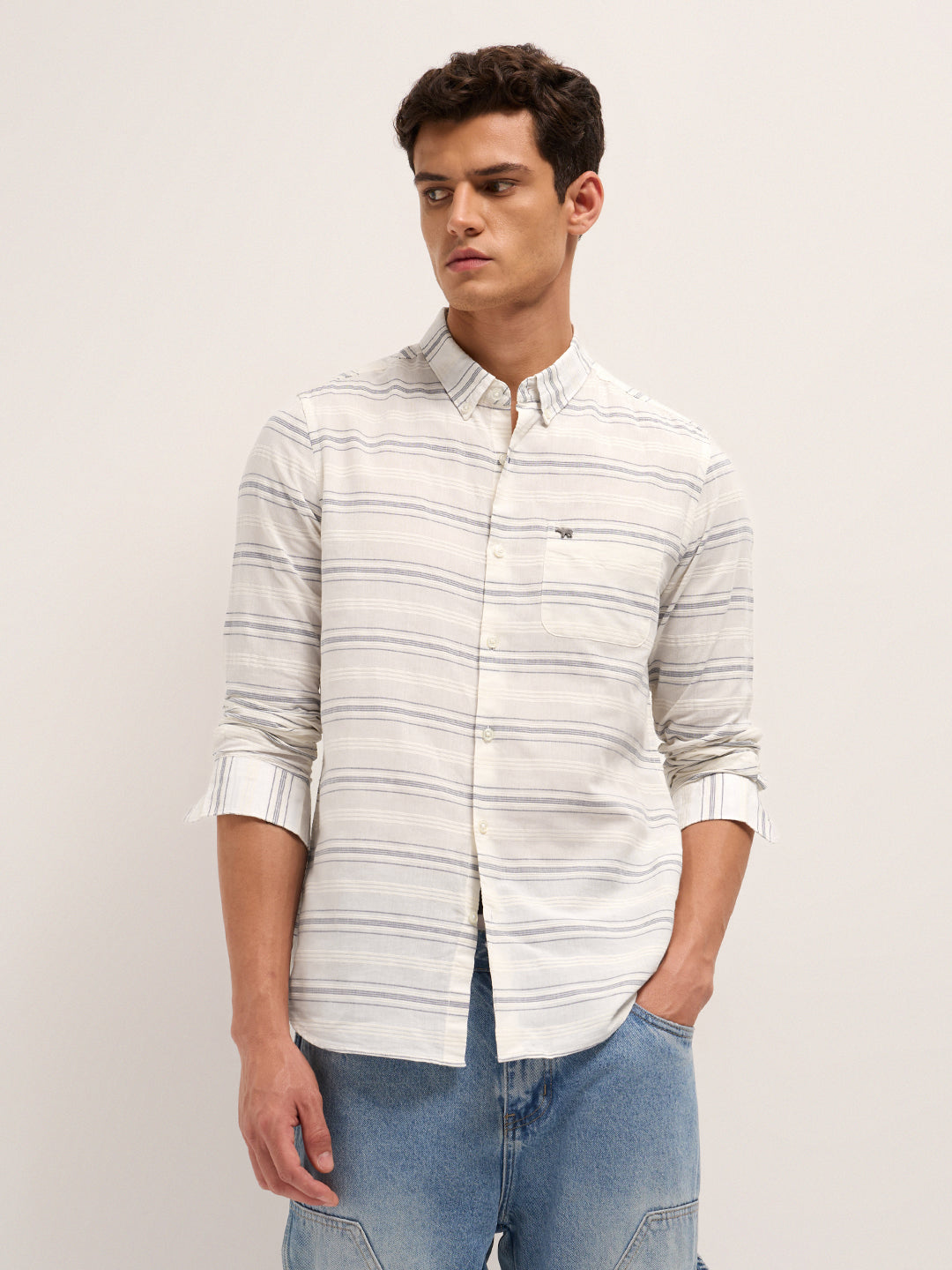 Men Pure Cotton Woven Striped Casual Shirt