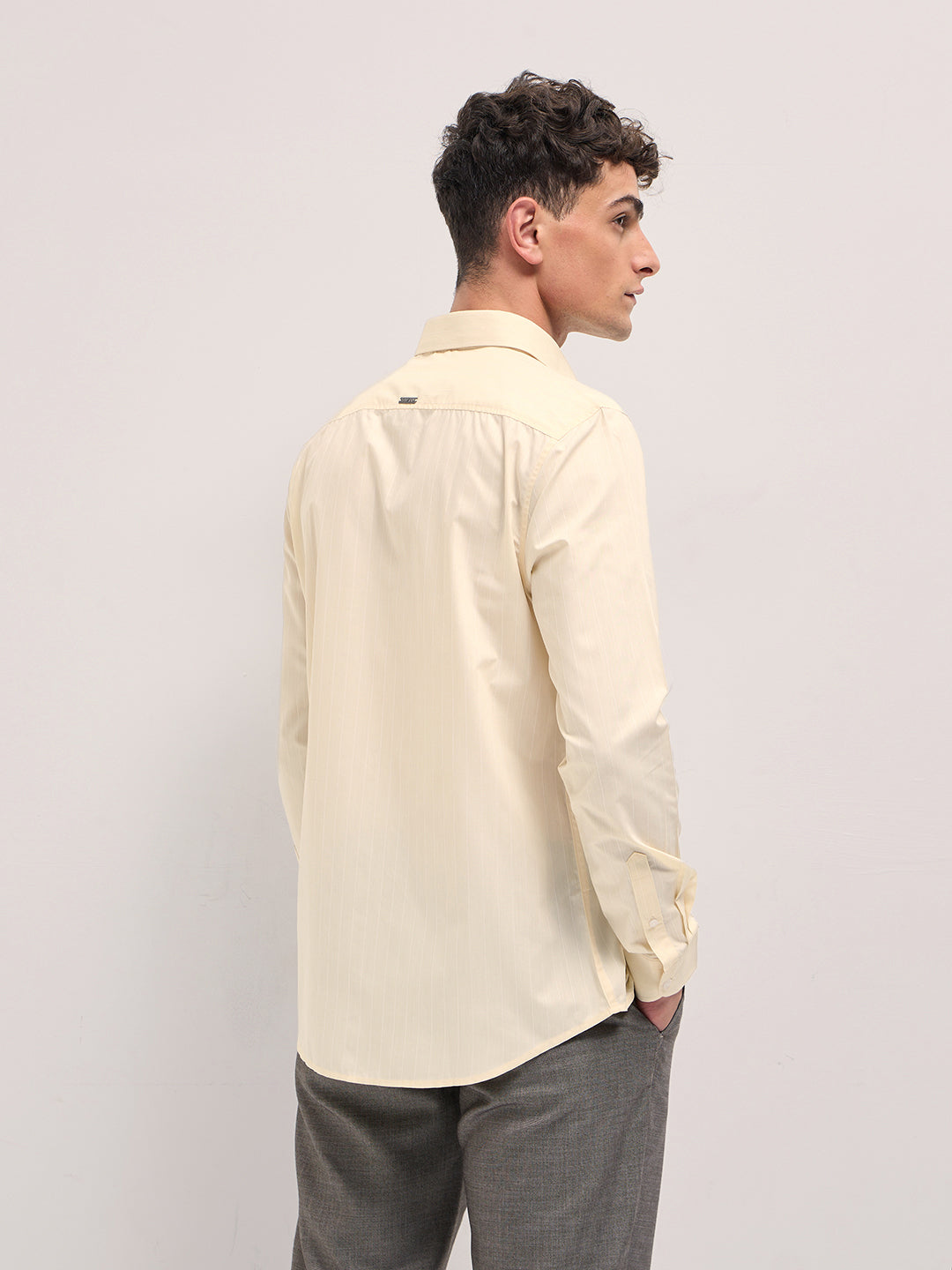 Men Cream Vertical Striped Tailored Fit Formal Shirt