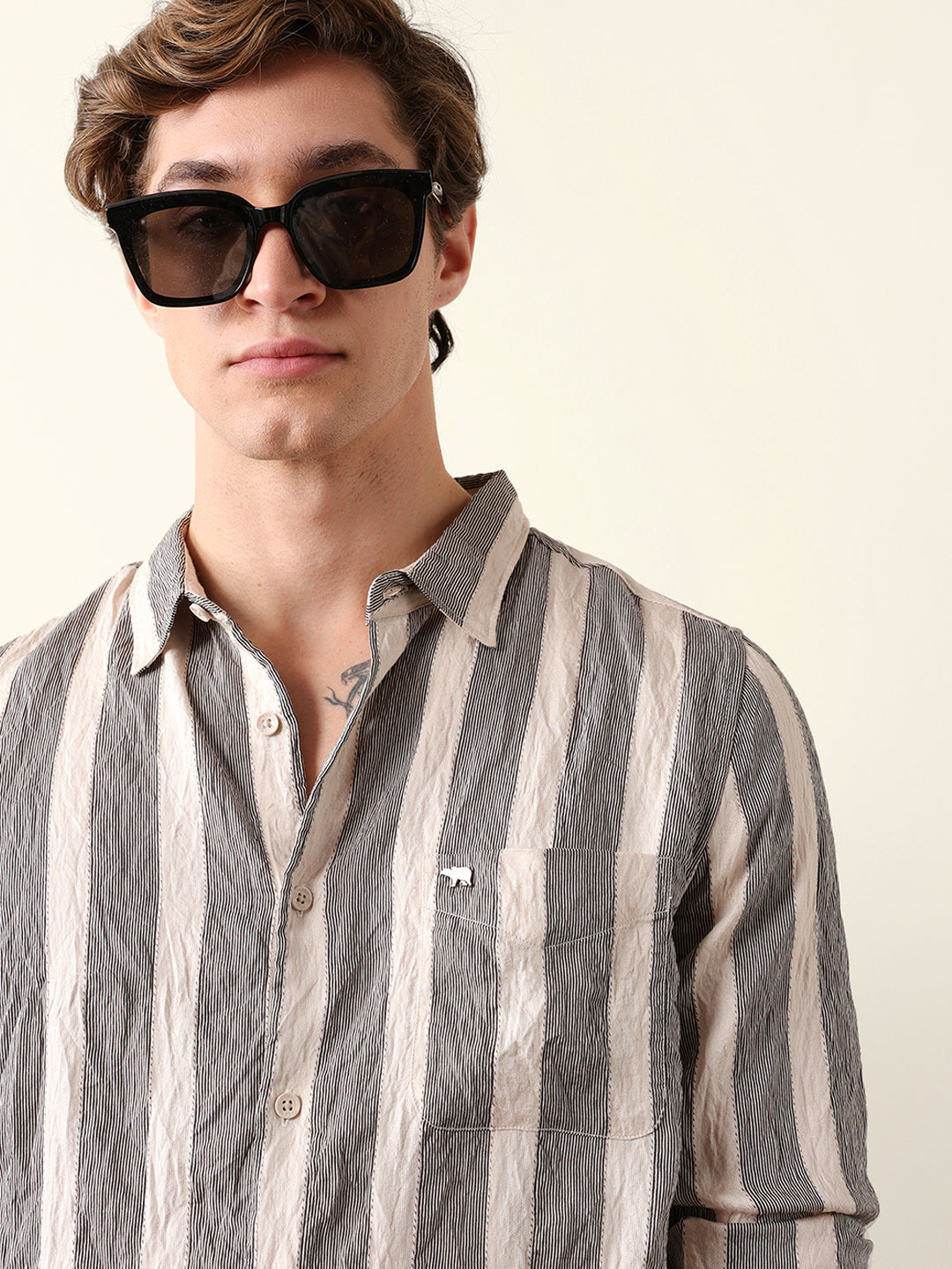 Men Long Sleeves Shirt