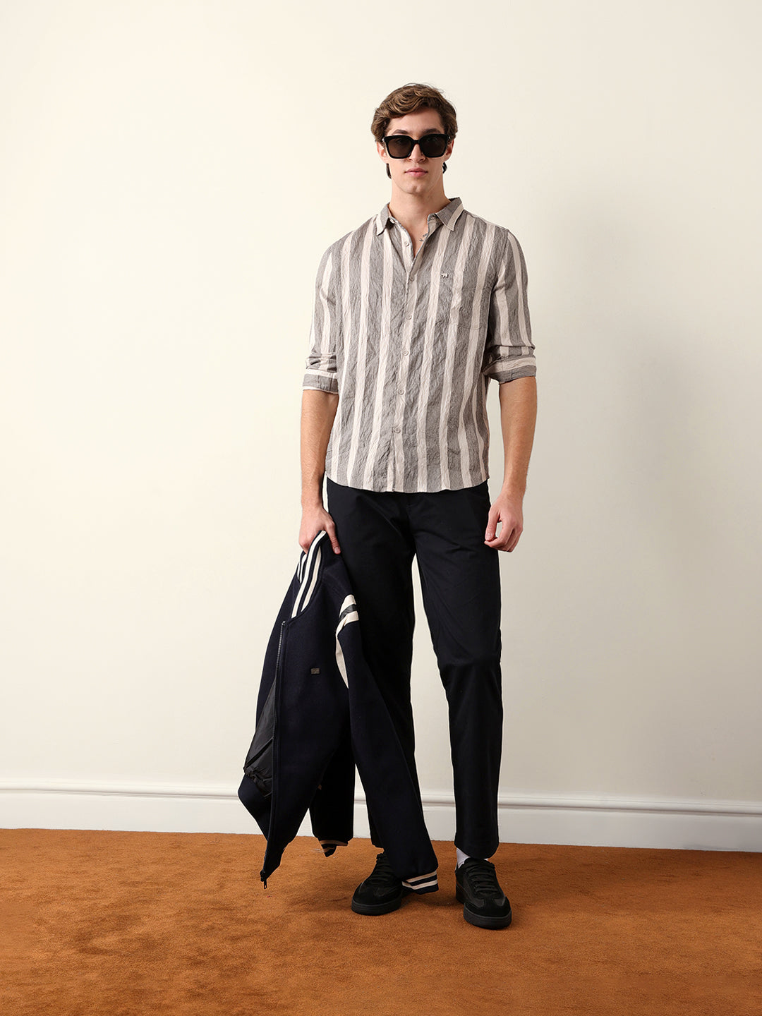 Men Long Sleeves Shirt