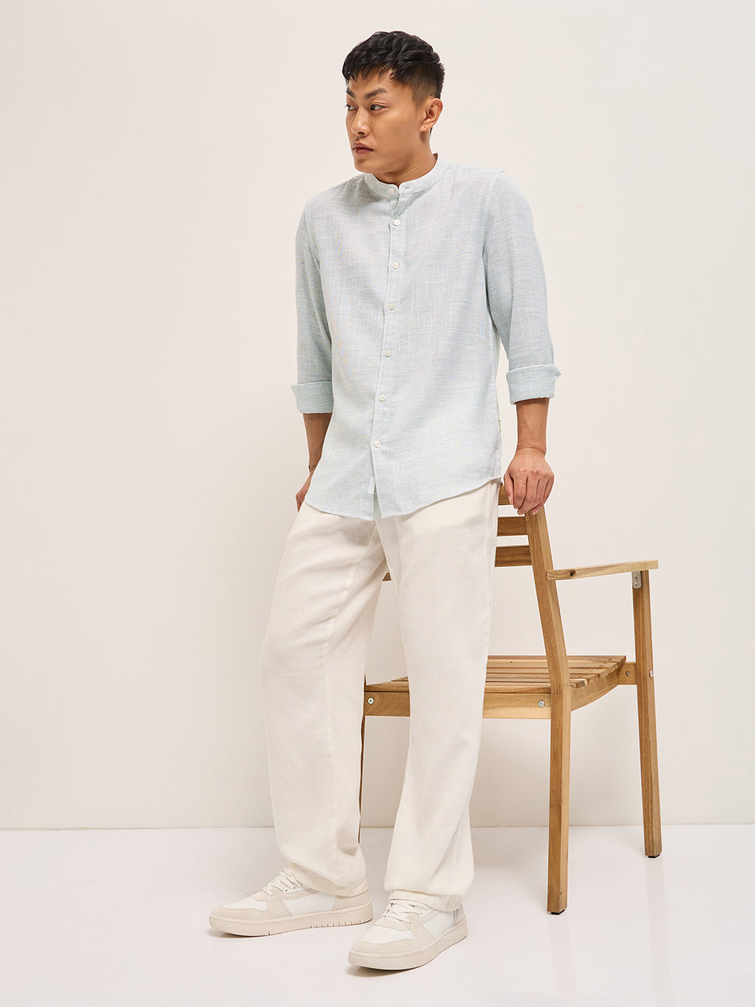 Men Light Green Solid Slim Fit Casual Shirt