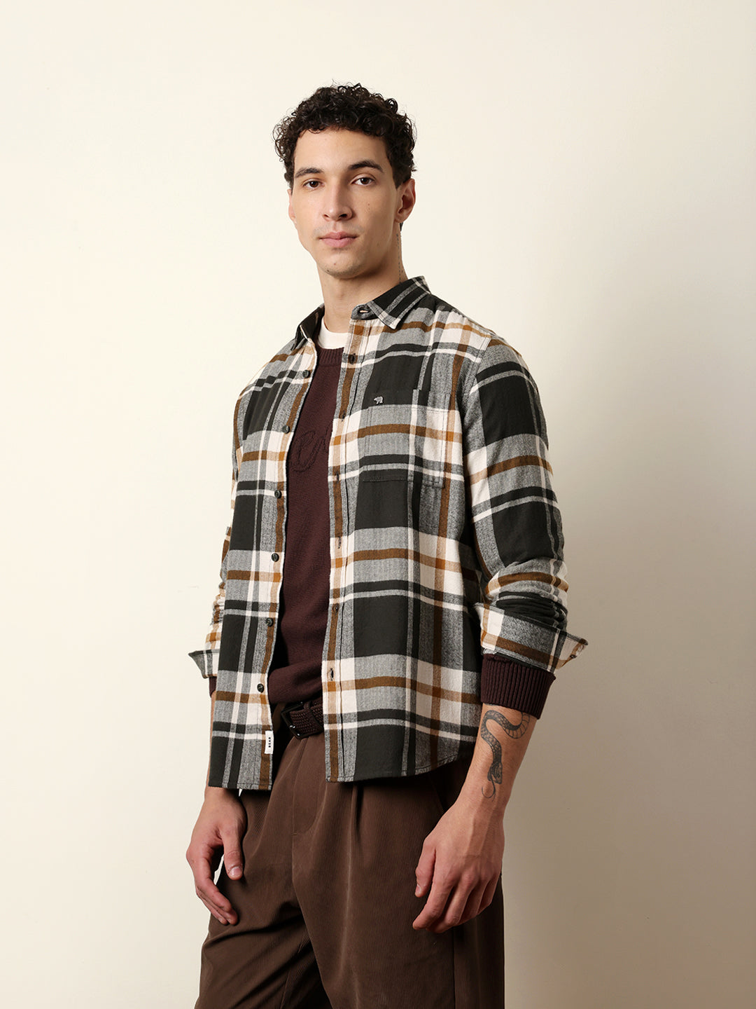 Men Checked Casual Full-Sleeve Shirt