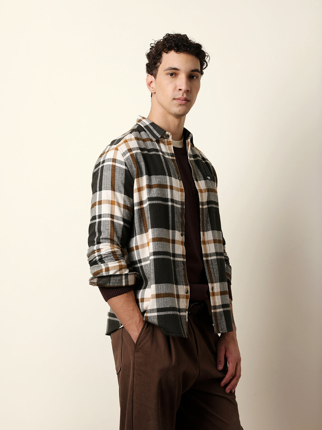 Men Checked Casual Full-Sleeve Shirt