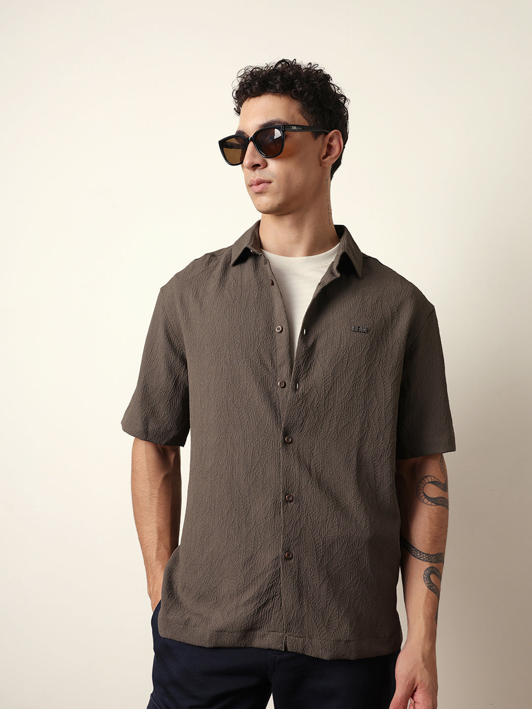 Men Modern Fit Casual Shirt